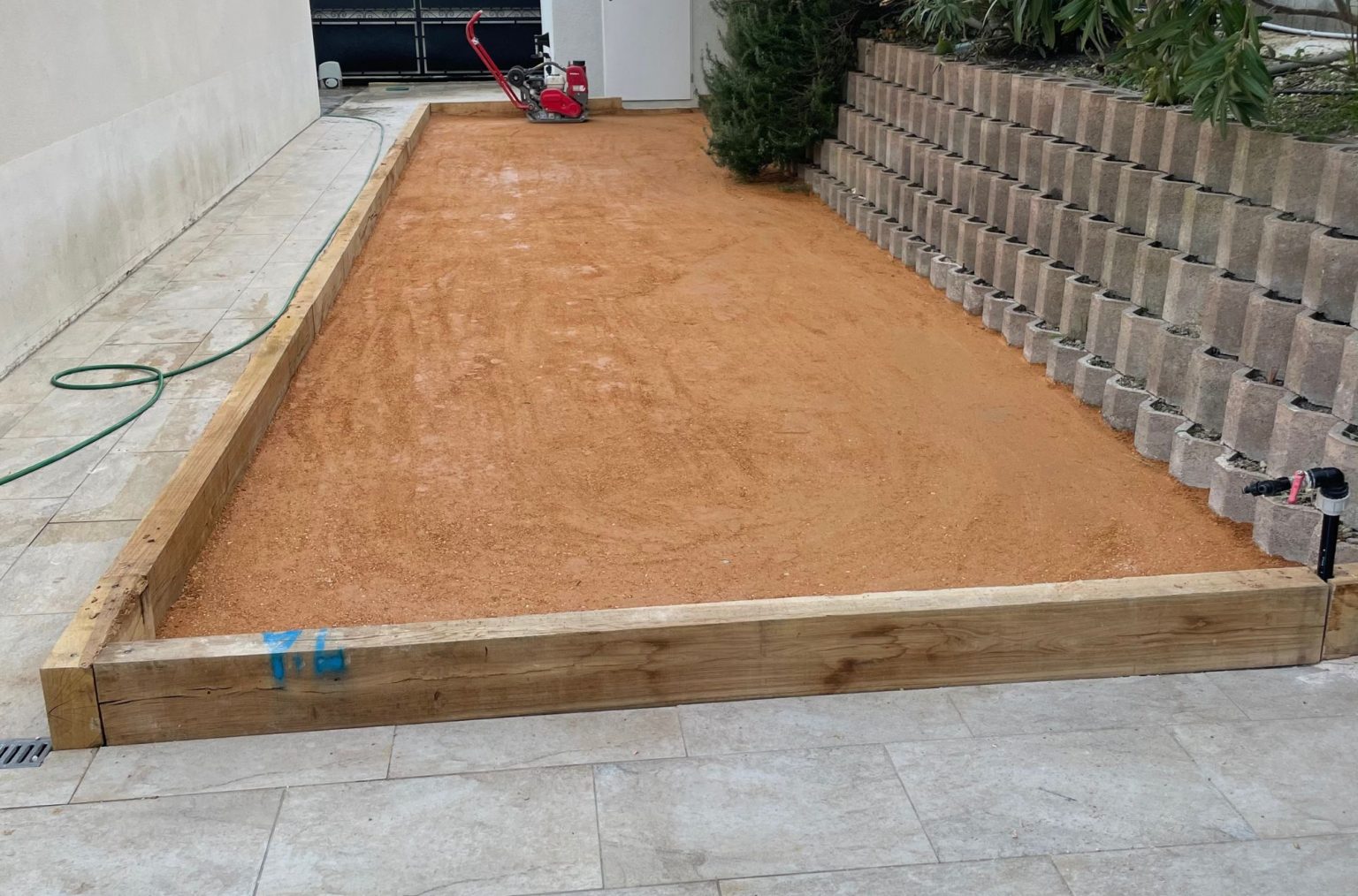 Création terrain de pétanque Marseille Paysagiste Cassis