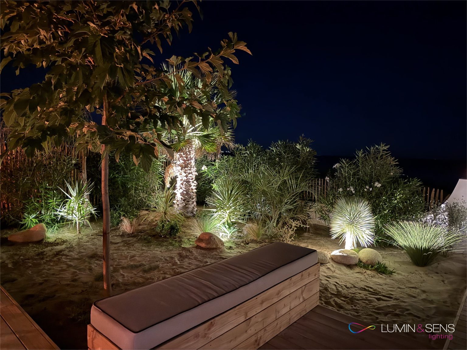 Installation luminaire extérieur paysagiste marseille et Lumin sens