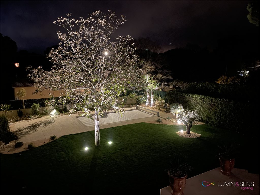 Installation luminaire extérieur paysagiste marseille et Lumin sens